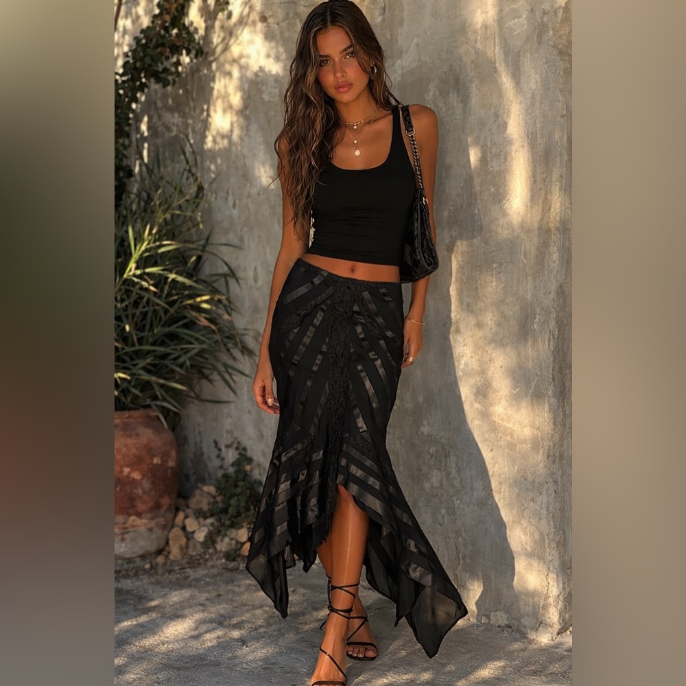 Y2K Lace BlackSkirt Vintage Lace Skirt stripped witchy Goth Fairy Mermaidcore